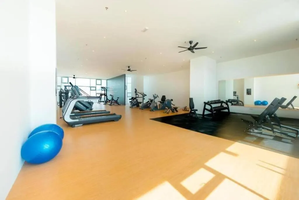 Metropol Serviced Apartment 3Br Pool View Bukit Mertajam