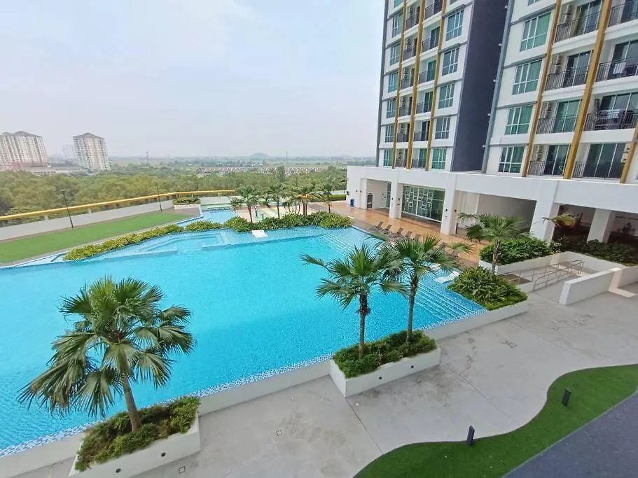 Metropol Serviced Apartment 3Br Pool View Bukit Mertajam